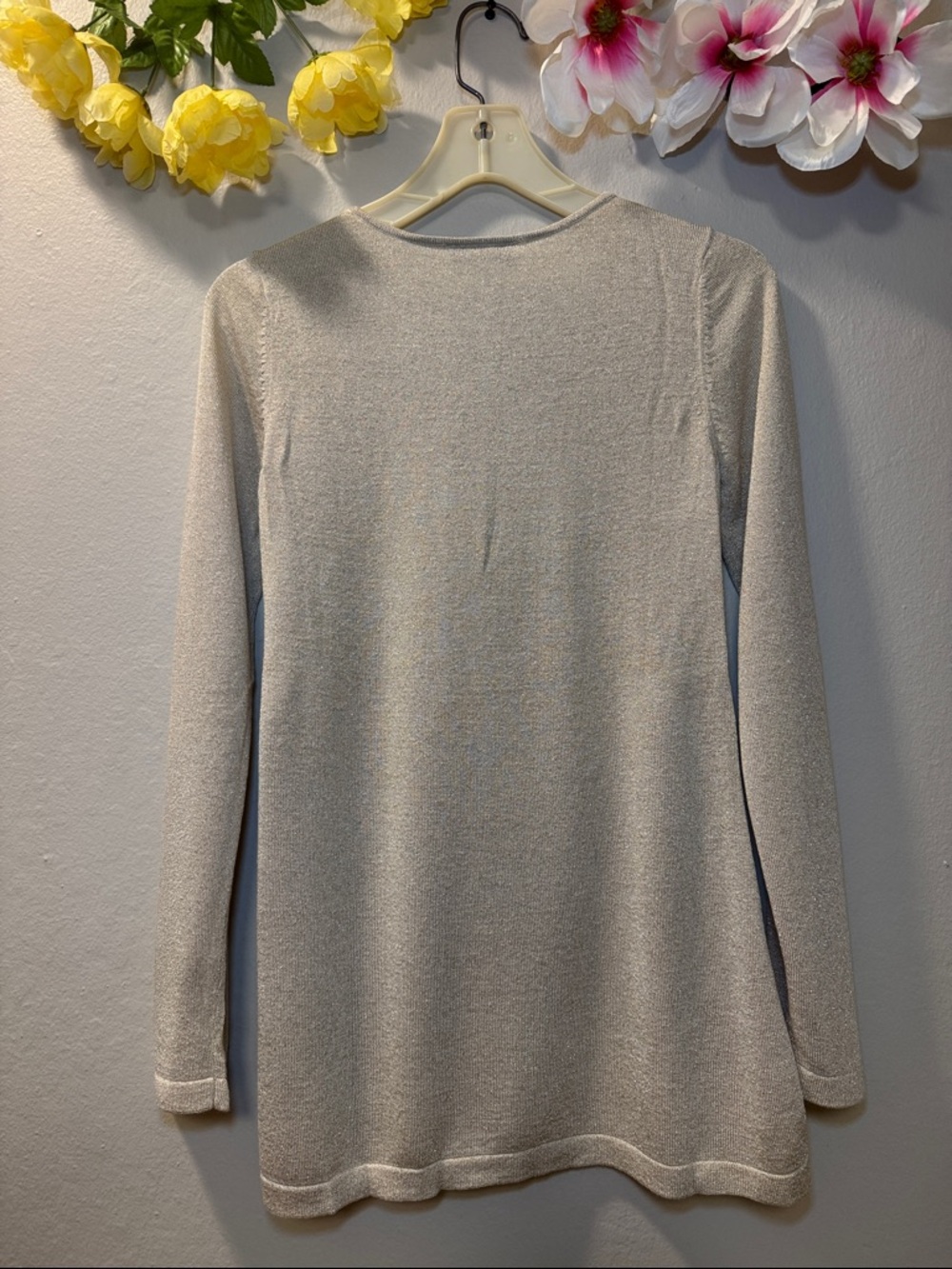 White House Black Market Shimmery Cream Knit Scoop Sweater - Picture 3 of 9